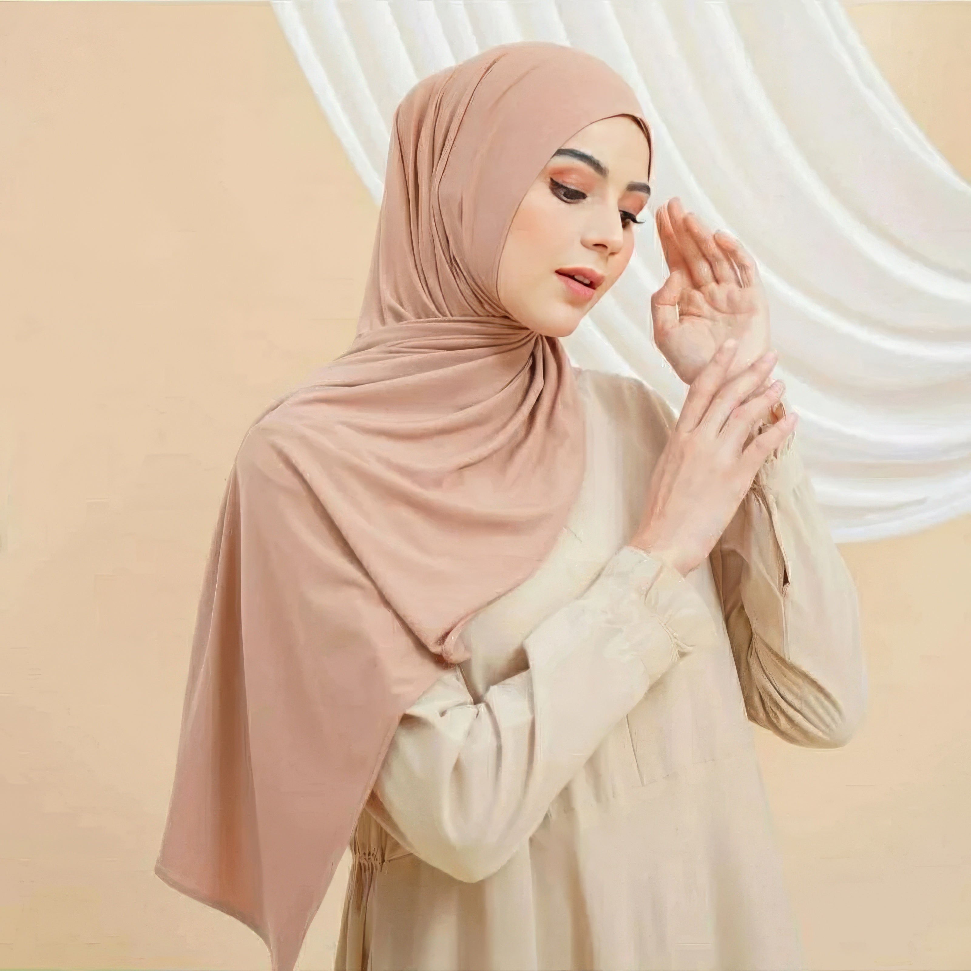 Premium Ein-Schleifen-Hijab