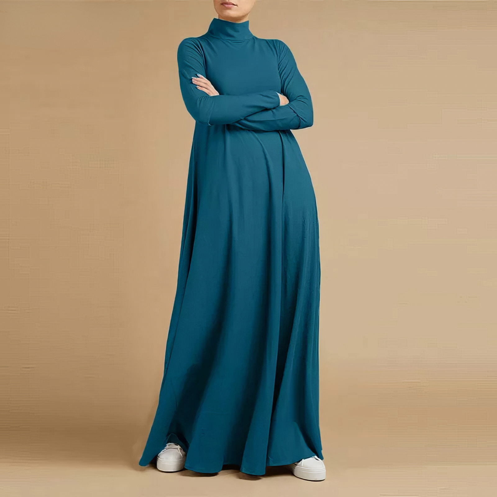 Maxikleid mit Rollkragen