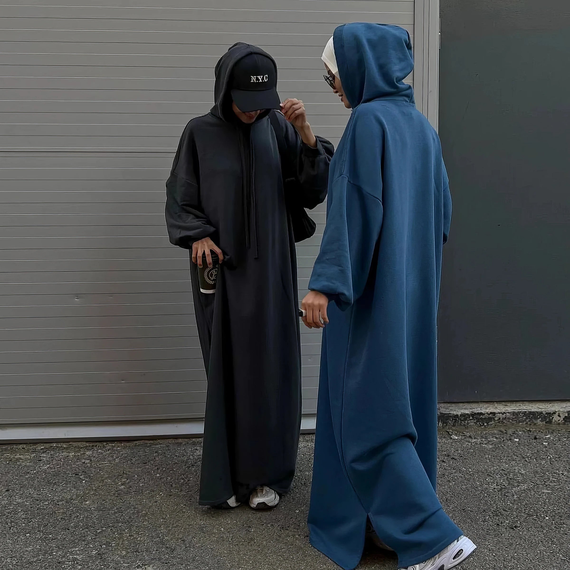 Kapuzen-Maxikleid (lang): Hoodie Maxikleid – Modest Look