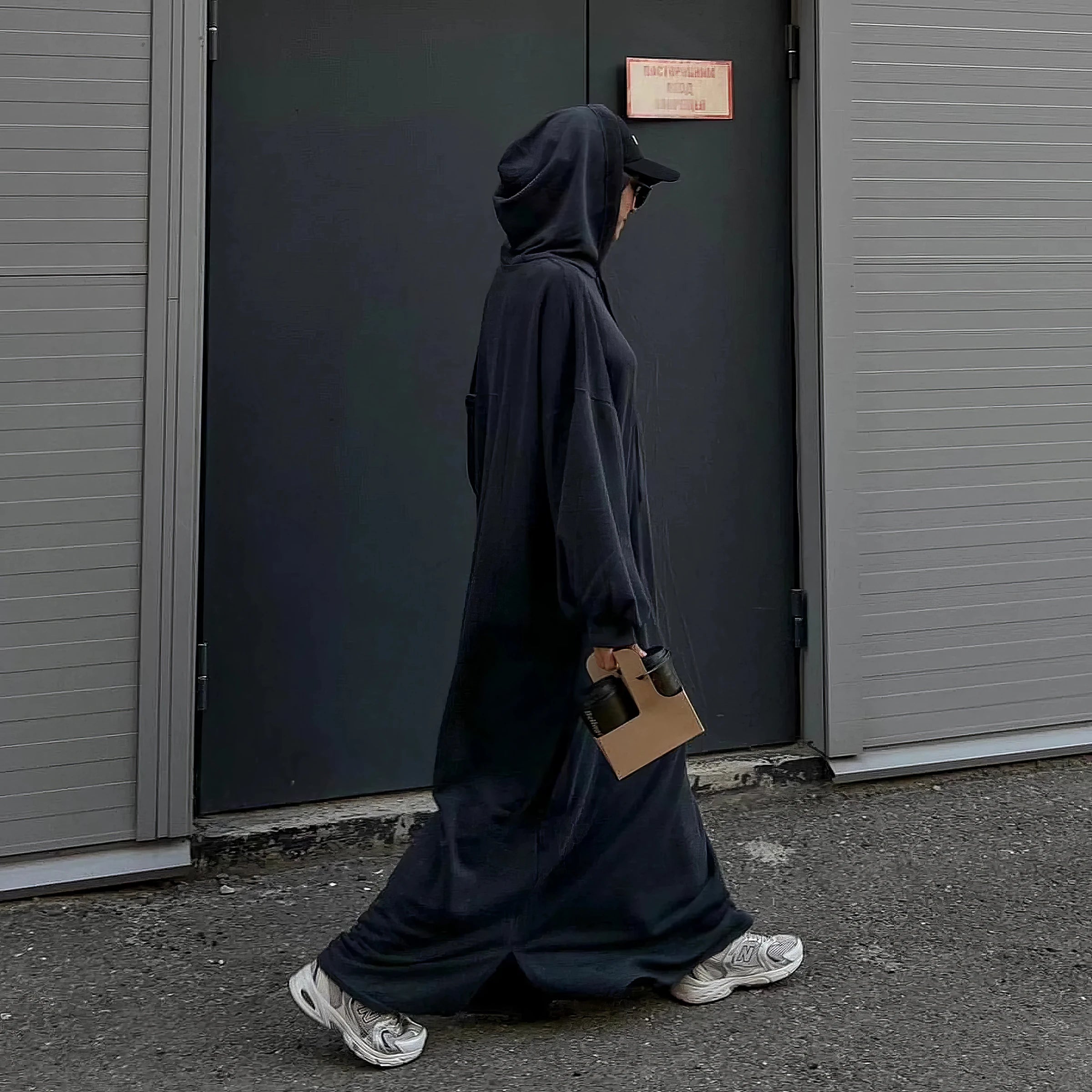 Kapuzen-Maxikleid (lang): Hoodie Maxikleid – Modest Look