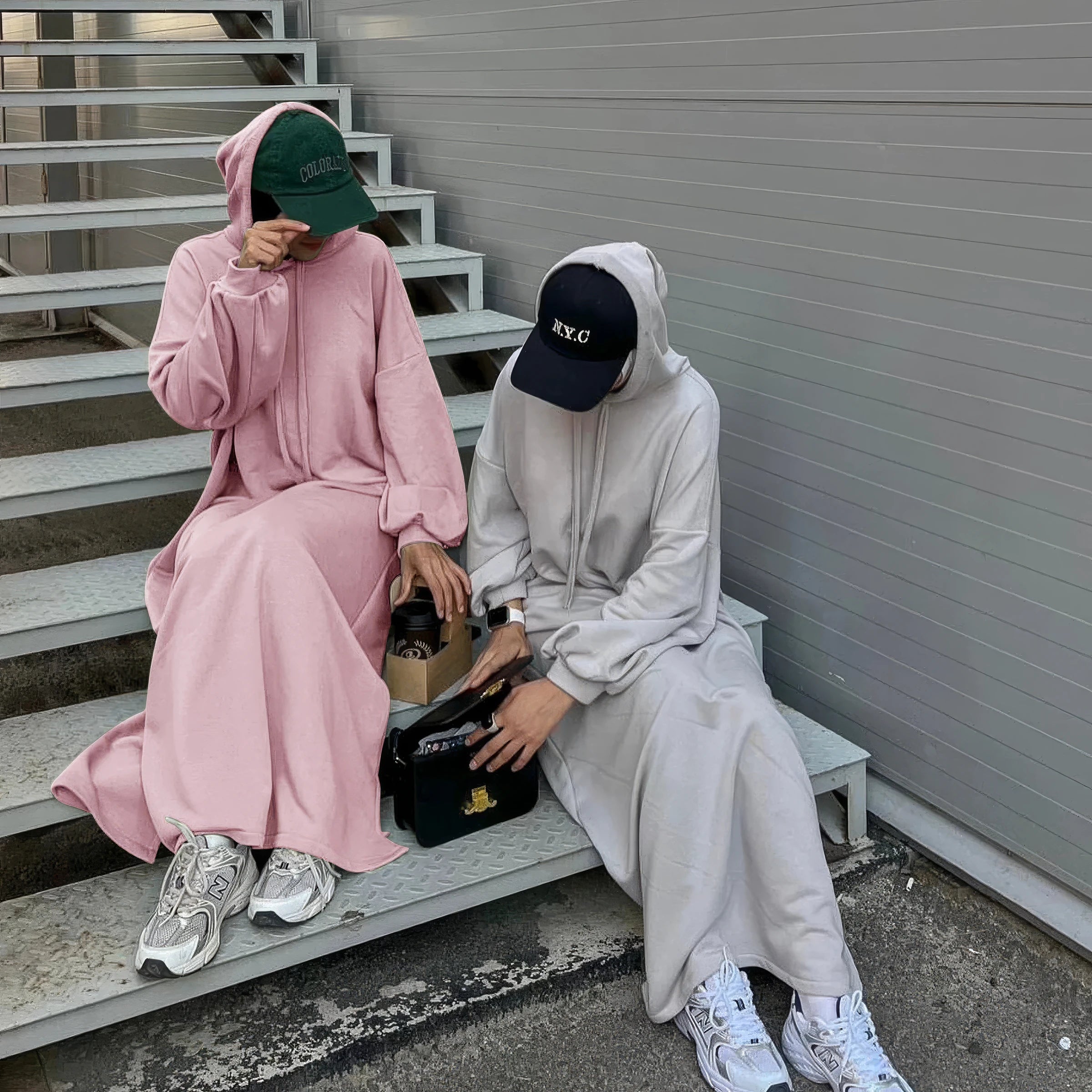 Kapuzen-Maxikleid (lang): Hoodie Maxikleid – Modest Look